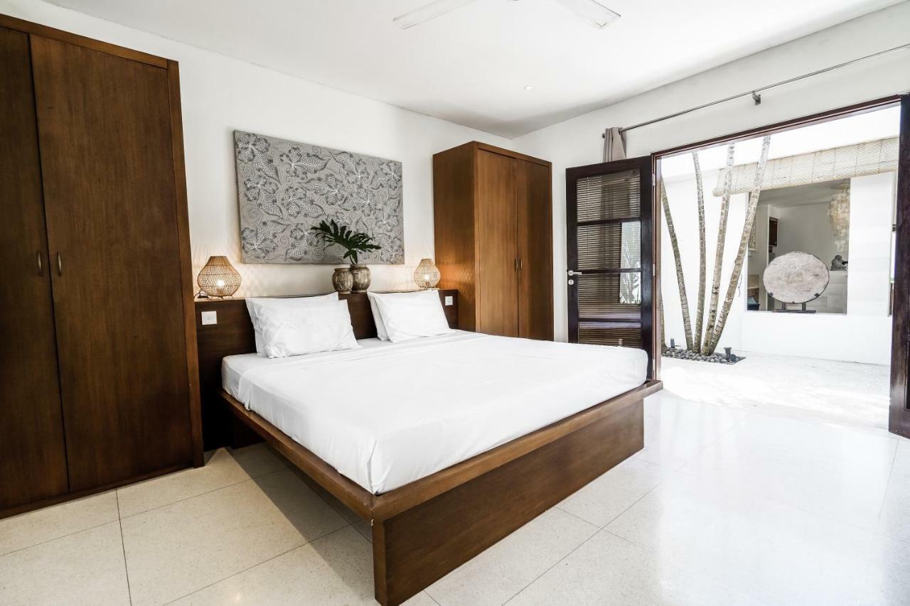 Pantai Hitam Villa Selemadeg Exterior foto